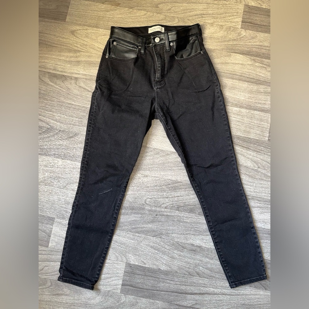 Abercrombie & Fitch Black Skinny Jeans with faux leather pocket‎ details